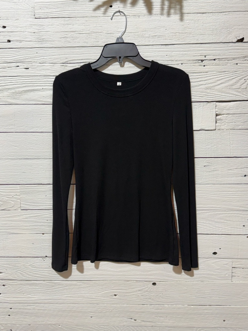 Women’s Black Long-Sleeve Crewneck Top Medium Casual